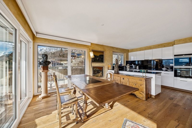 Küche und Essbereich