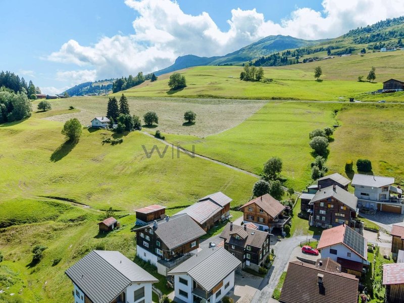 Mit den Skiern bis zur Haustür