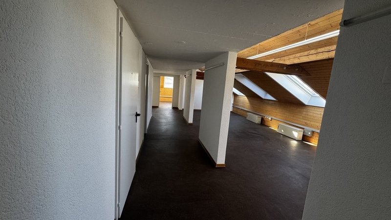 Korridor/Büro 1