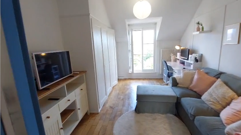 eigenes Wohnzimmer / Büro