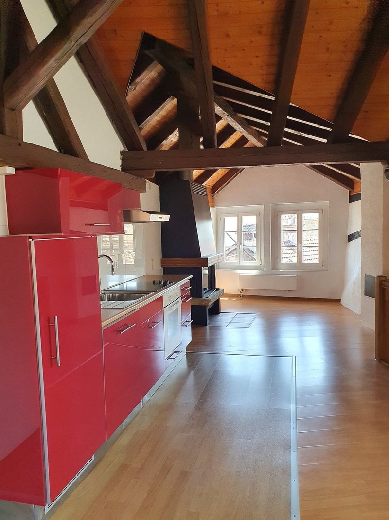 Küche und Wohnzimmer