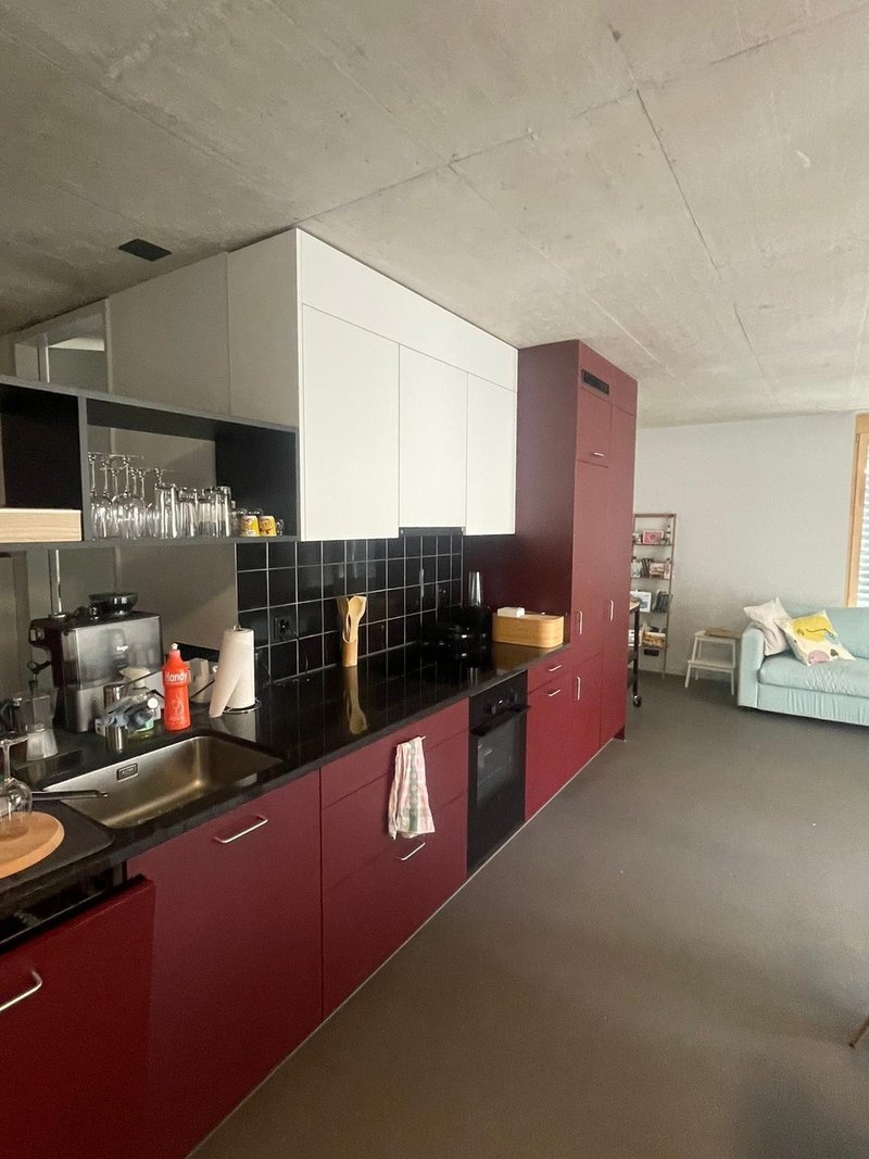 Kitchen with dishwasher