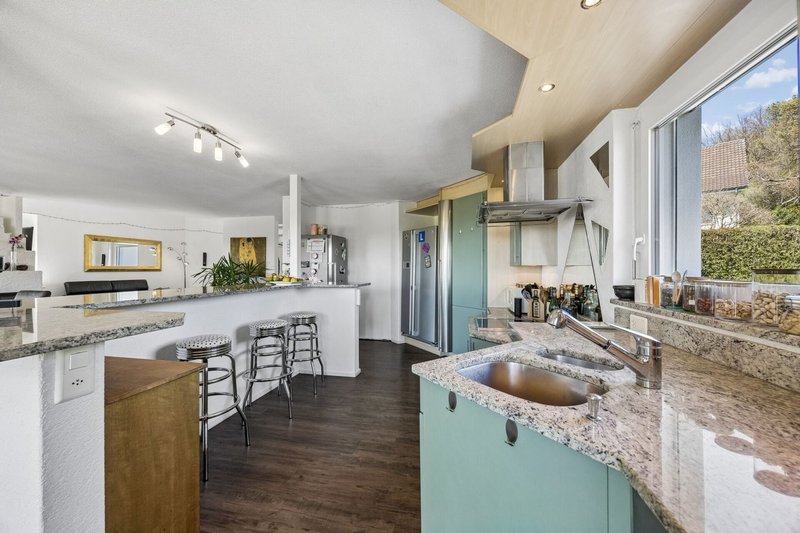 Offene Küche mit Blick zum Essbereich